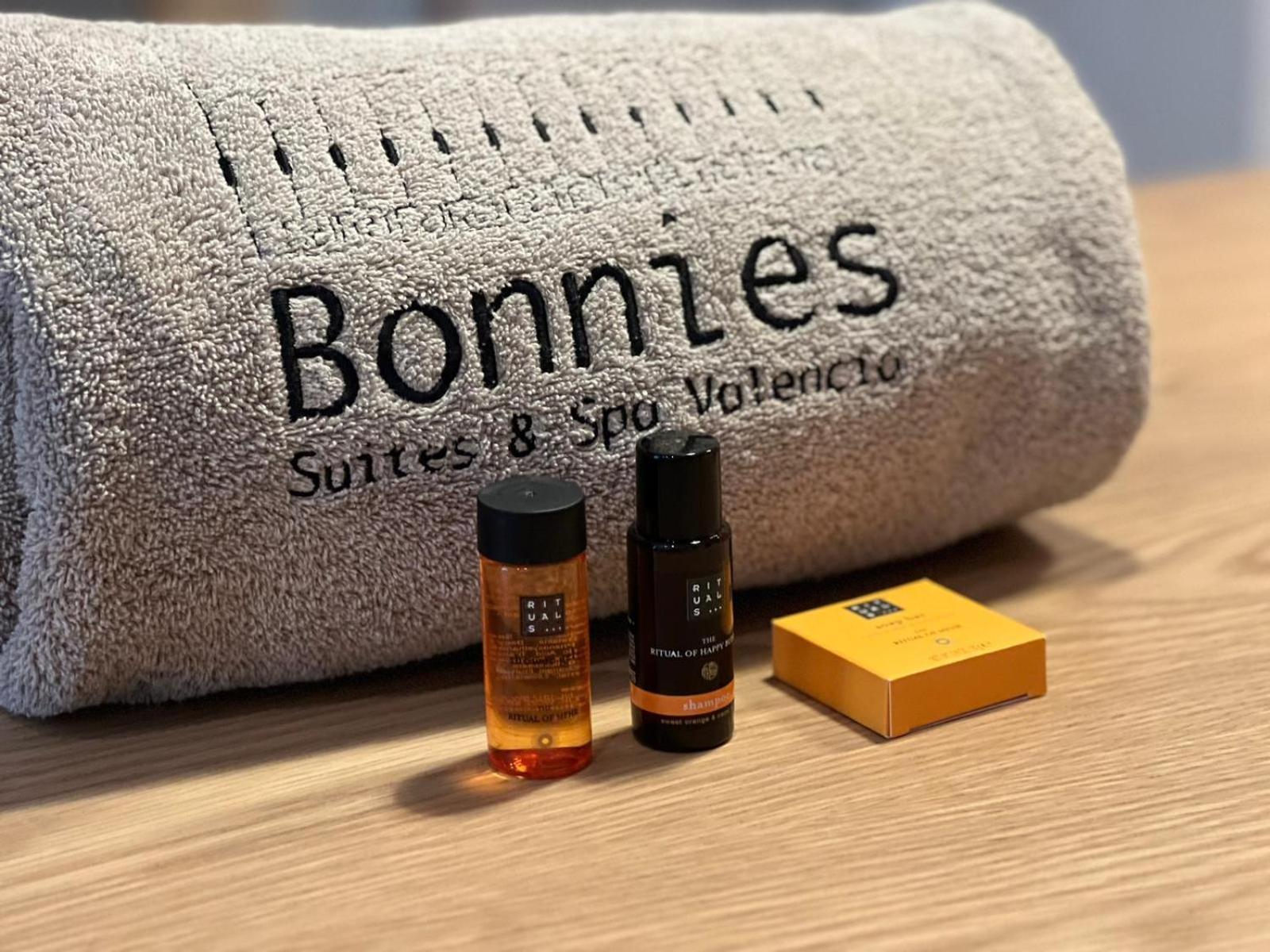 Bonnies Suites & Spa فالنسيا المظهر الخارجي الصورة